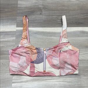 O'Neill Pink and Cream zipper swim bra / top size medium